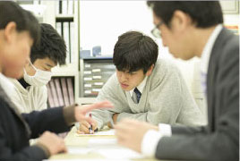 図書館閲覧・貸出コーナー